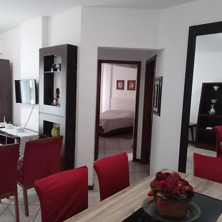 Apartamento Dante Tomio Balneario Camboriu Bagian luar foto