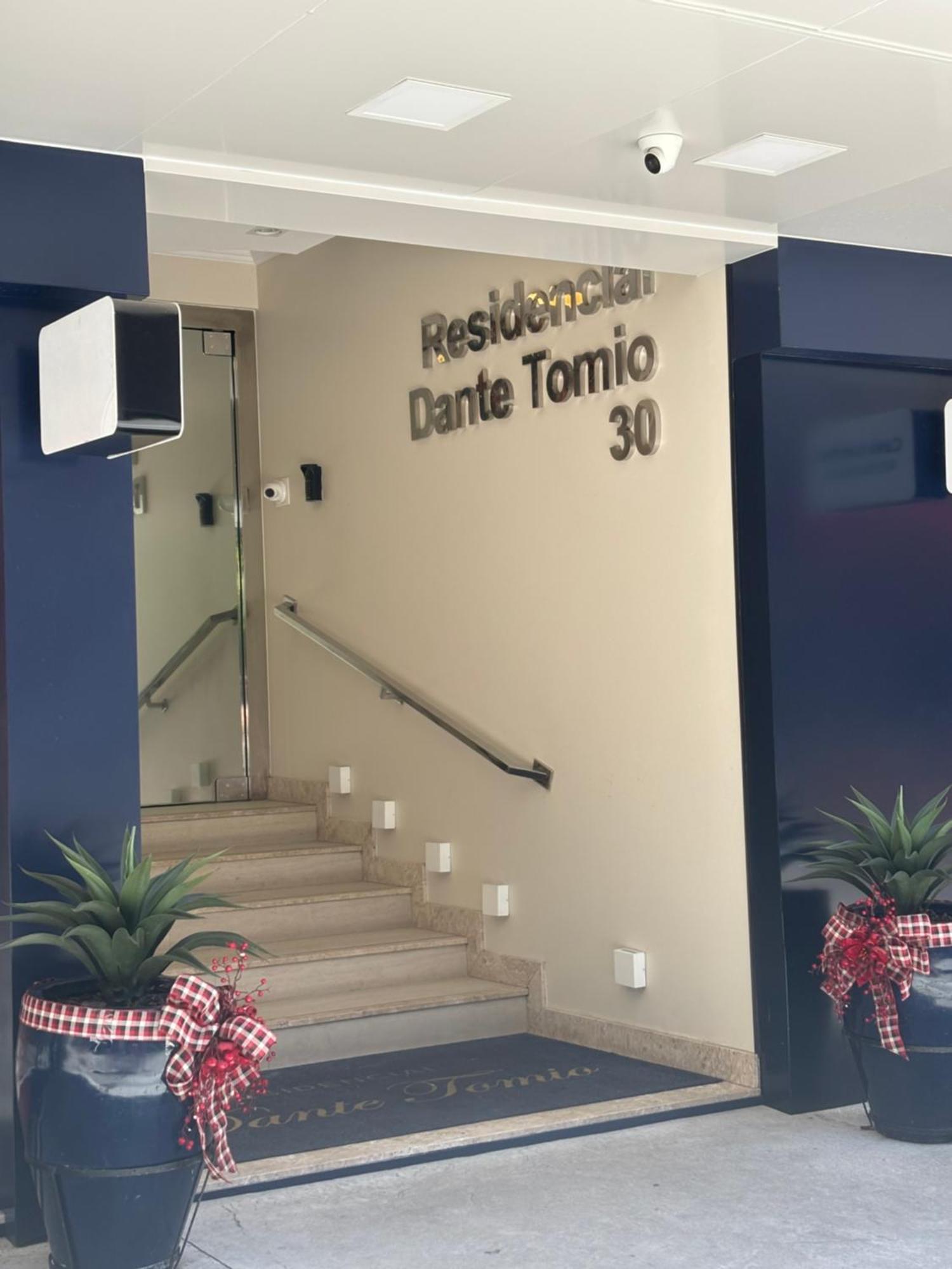 Apartamento Dante Tomio Balneario Camboriu Bagian luar foto